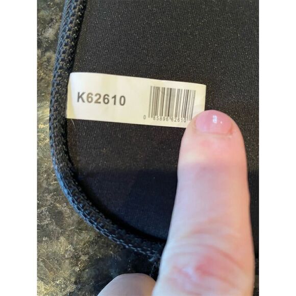 Kensington Black Laptop Sleeve NWOT - Picture 5 of 7